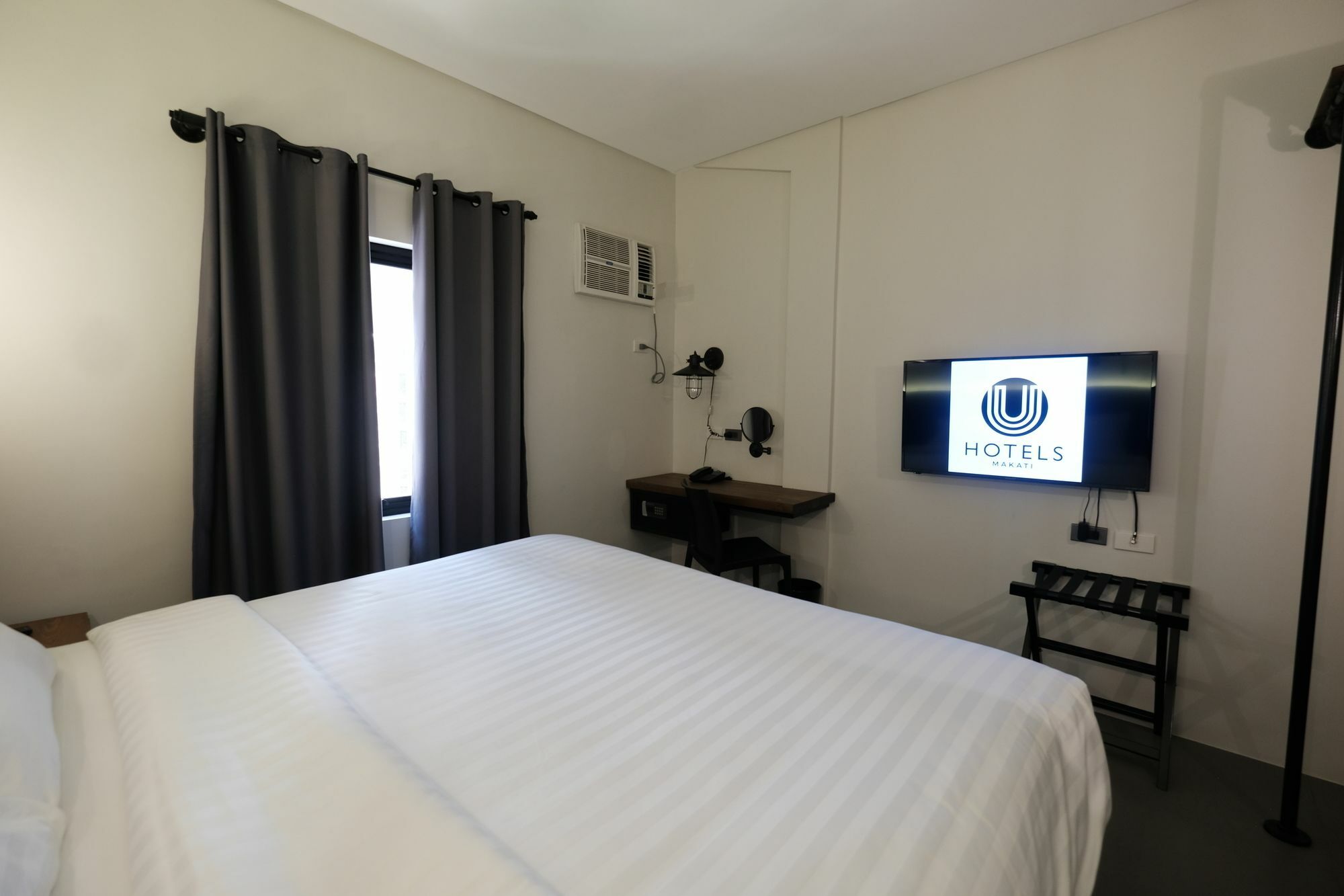 U Hotels Makati Makati City Exterior photo